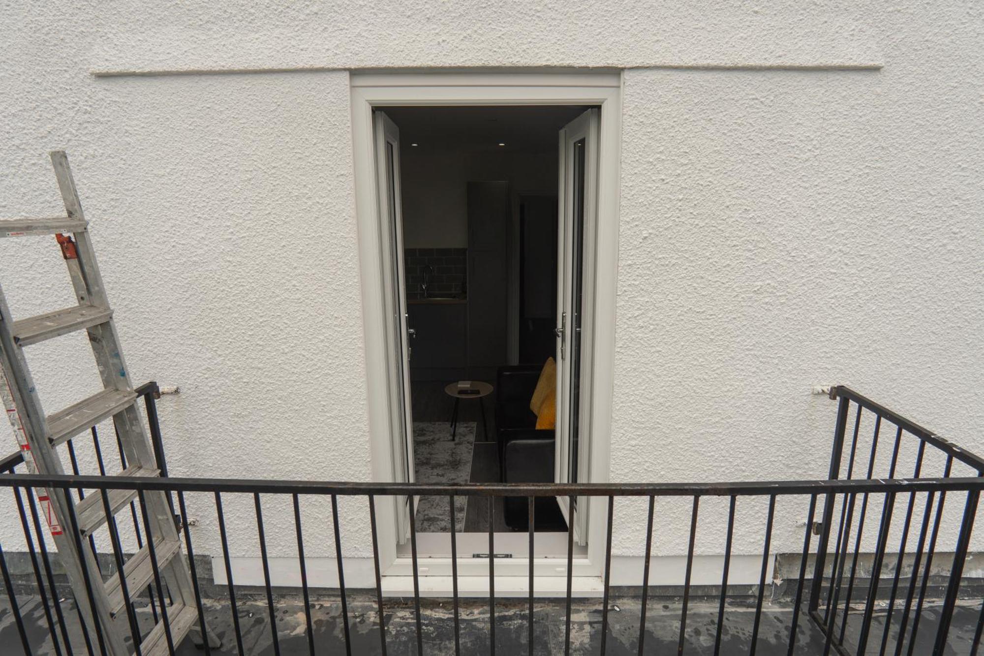 Modern Apartments Near Cardiff City Centre Exterior photo